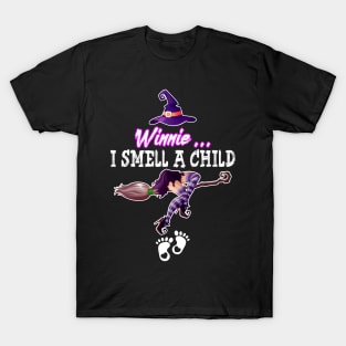 I Smell A Child Pregnancy Halloween Costumes T-Shirt